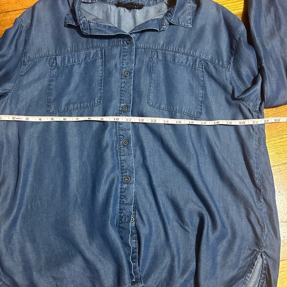 JANE & DELANCEY Women's Blue Soft Lyocell Chambray Button Down Shirt M - Picture 5 of 9